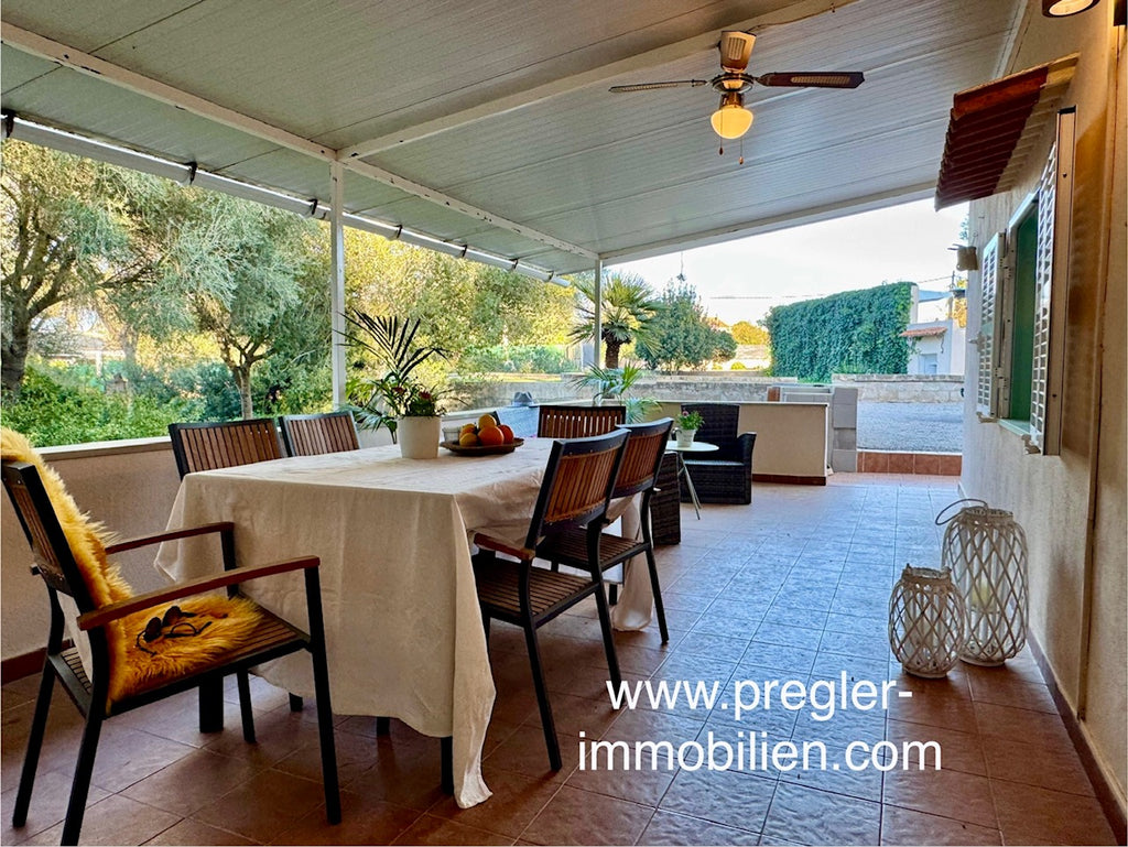 Cuqui-Haus mit riiiesigem Pool!