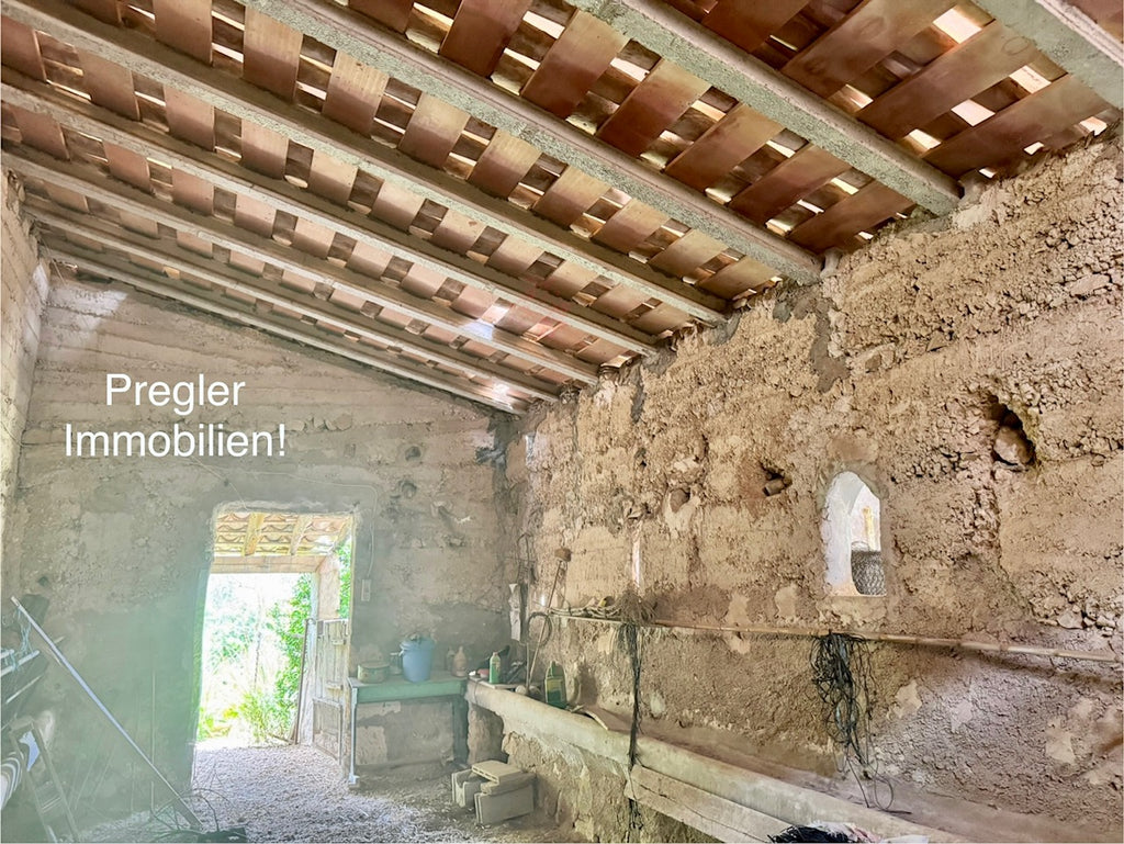 Dulce Edificio Agrario